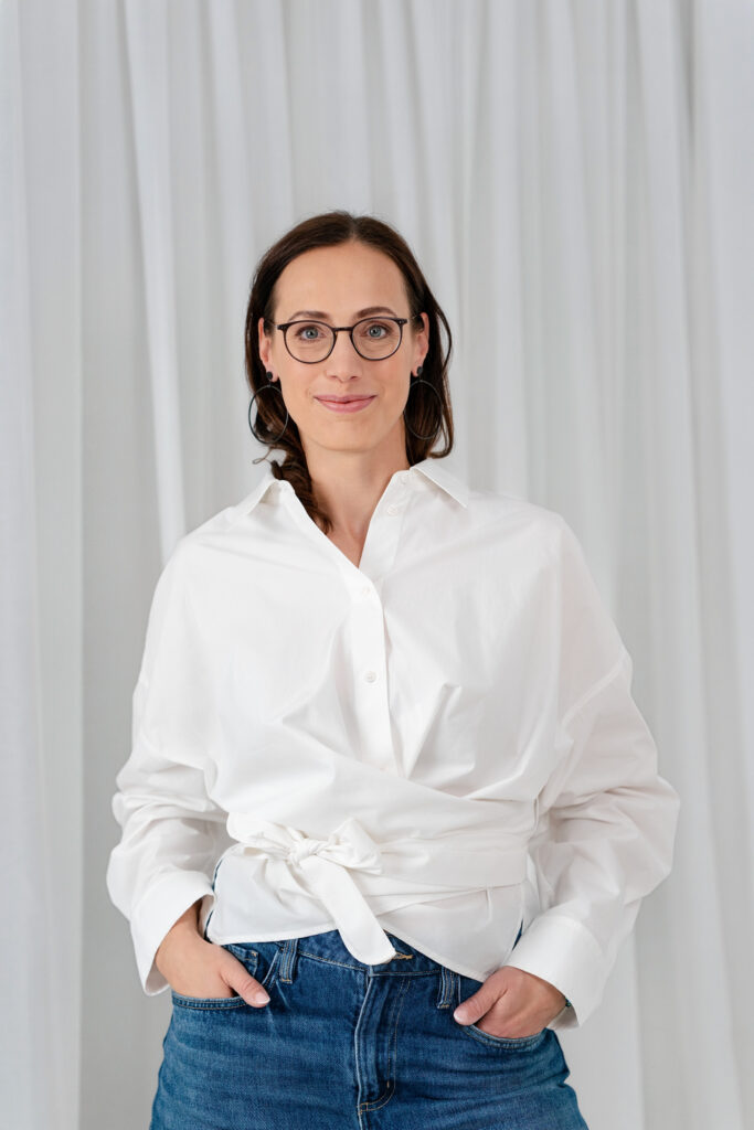 Businessfotografie_Portraitfotografie_femalebusiness_selfbranding_Businessfotos_Langenfeld_Fotoleben_2026-116
